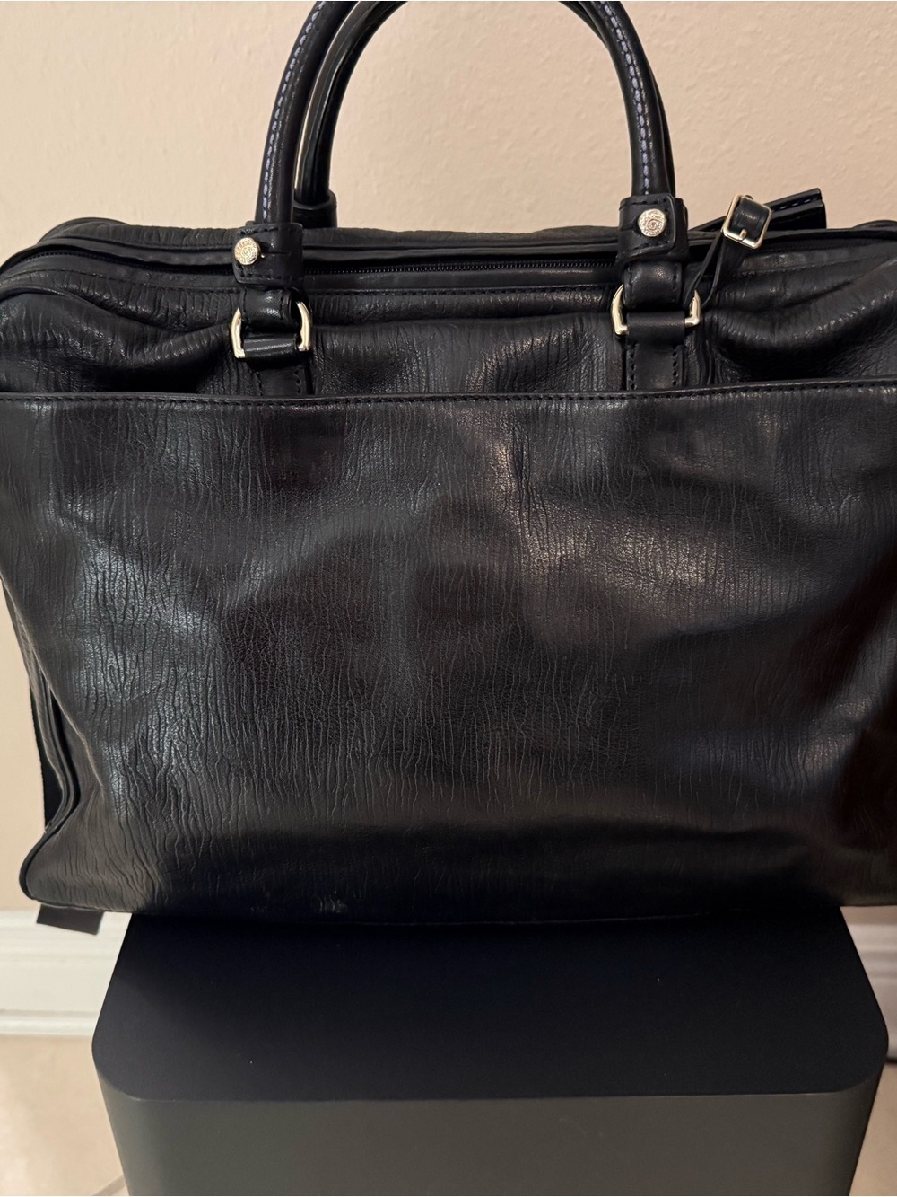Tumi Carlos Falchi Black/Blue Leather Laptop Briefcase with Dual Front Pockets - Picture 4 of 16